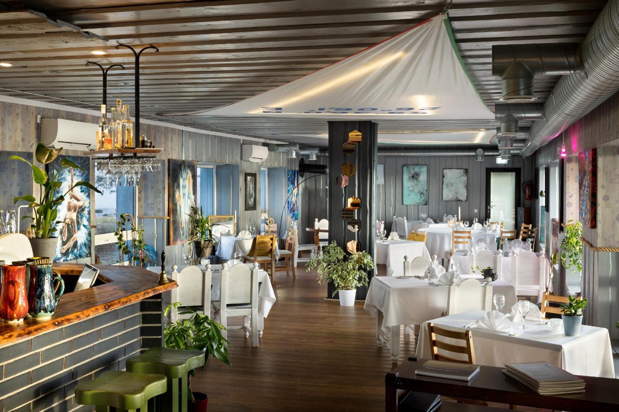 Vergi Sadam & Restoran Wirkes' Luaran gambar